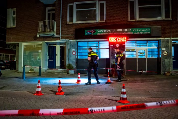 Woning beschoten in Rotterdam, brandstichting bij telecomwinkel Vlaardingen